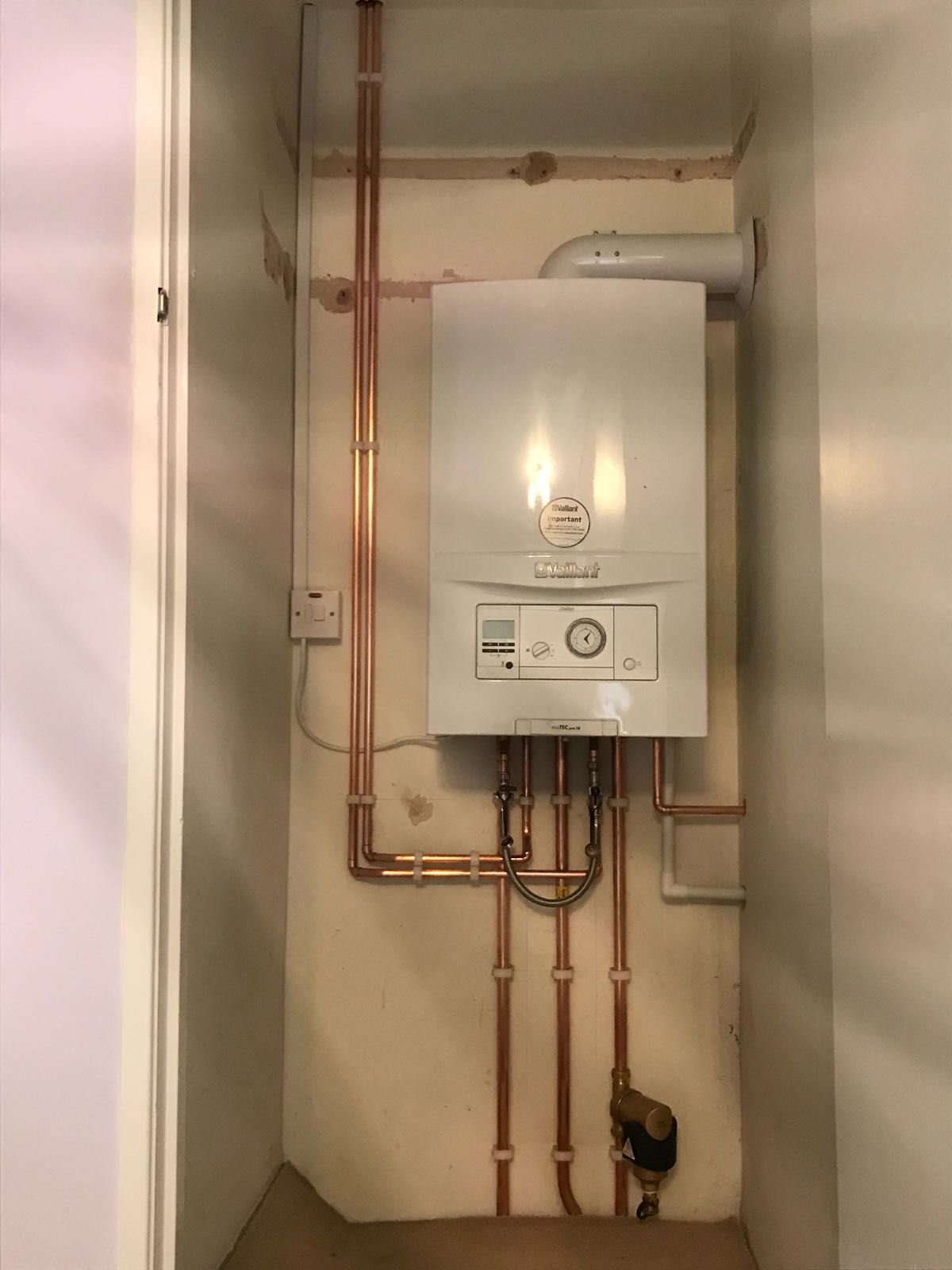 Gas Boiler Service Harlow, Heating Install, Combi Boilers Dunmow